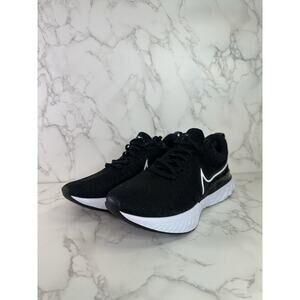 Nike React Infinity Run Flyknit 2 Womens Sz 8.5 Shoes Black Sneakers CT2423-002